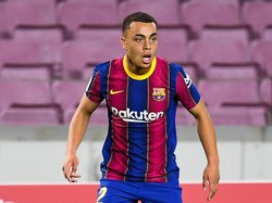 Sergino Dest Roaming Diajak Ngobrol Messi