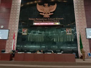 Setwan DPRD Sumut Anggarkan Rp 2,6 M untuk Cetak Spanduk dan Sewa Billboard Setwan DPRD Sumut Anggarkan Rp 2,6 M untuk Cetak Spanduk dan Sewa Billboard
