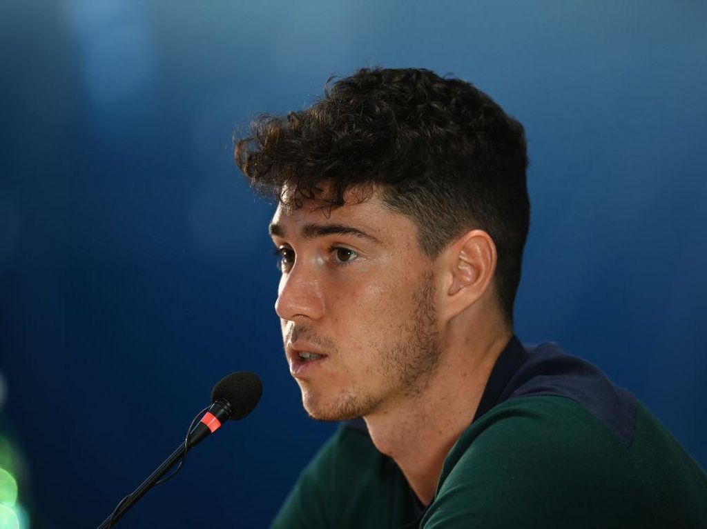 Bek Inter Milan, Alessandro Bastoni Positif Corona Bek Inter Milan, Alessandro Bastoni Positif Corona