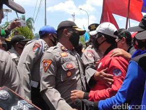 Tolak Omnibus Law, Buruh Sumedang Ancam Aksi Lebih Besar