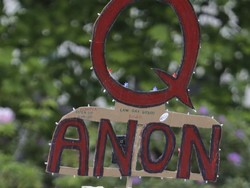 Facebook Larang Akun Teori Konsipirasi QAnon yang Sebarkan Informasi Sesat