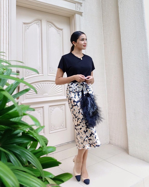 Foto: instagram.com/sarahlahbati Tips fashion ala Sarah Lahbati.