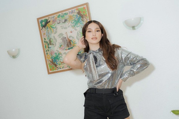 Foto: instagram.com/sarahlahbati Tips fashion ala Sarah Lahbati.