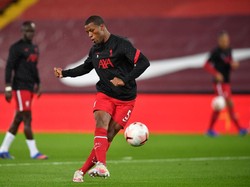 Barcelona Tak Serius Kejar Wijnaldum