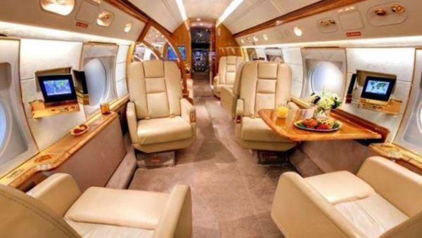 Penampakan Jet Pribadi Lionel Messi yang Mewah