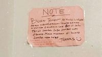 8 Potret Miris Gambaran Kerasnya Kehidupan Anak Kos, Kamu Pernah Alami?