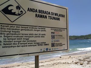 Warga Blitar Pesisir Ngaku Tak Takut Tapi Tetap Waspada Potensi Tsunami