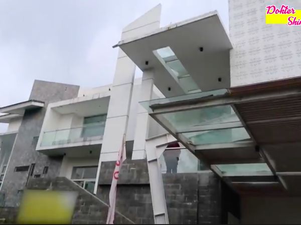 Mewahnya Rumah Incaran Ria Ricis, Ada Lift di Dalam