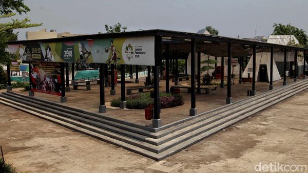 Sunyi Sepi Taman Kalijodo Saat Jakarta PSBB Ketat