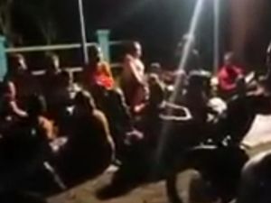 Ratusan Warga Pesisir Tulungagung Mengungsi Gegara Isu Tsunami Ratusan Warga Pesisir Tulungagung Mengungsi Gegara Isu Tsunami