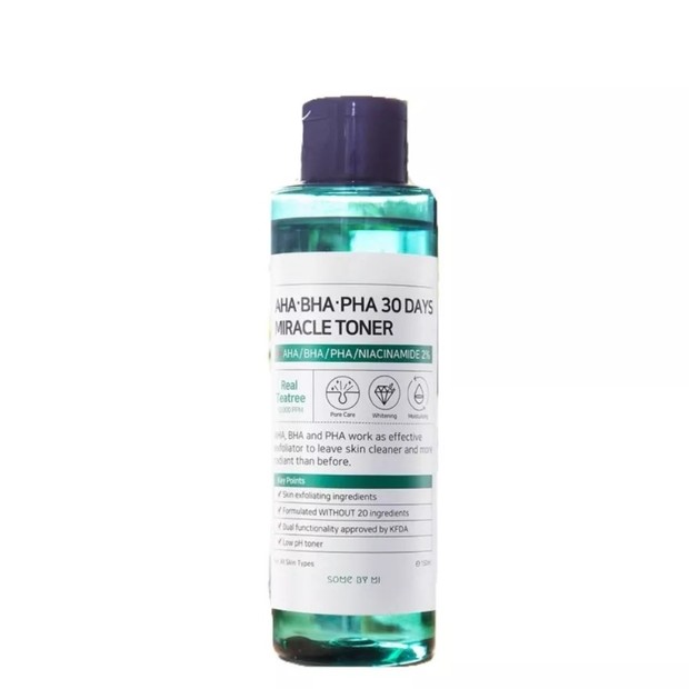Terdapat kandungan AHA, BHA, PHA, Niacinamide, Adenosine, Fructan, P-refinyl dan juga real tea tree di dalam toner ini