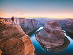 Lagi, Foto di Pinggir Tebing Berujung Maut
