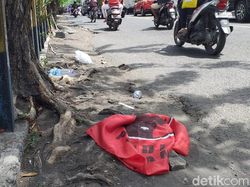 Elite PDIP Kecam Aksi Bendera Partai Dicopot-Dibuang Saat Demo di Surabaya