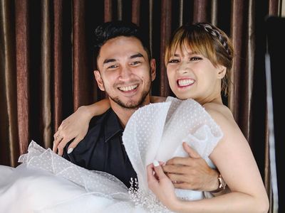 8 Gaya Mesra Chika Jessica dan Duda Ganteng Amec Aris, bak Foto Prewedding