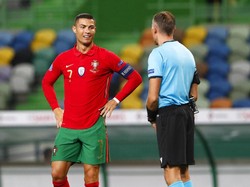 8 Detik yang Bikin Cristiano Ronaldo Marah-marah ke Wasit
