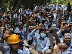 Buruh Langsung Gugat UU Cipta Kerja ke MK Jika Diteken Jokowi