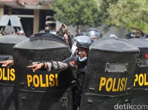 Sejumlah Wartawan Jadi Korban Saat Kericuhan di Malioboro Kemarin Sejumlah Wartawan Jadi Korban Saat Kericuhan di Malioboro Kemarin