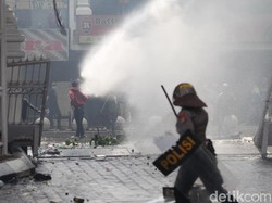 8 Mahasiswa UAD Yogya Terluka Saat Demo di Malioboro