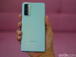 10 HP Flagship Rp 7-15 Juta Terbaik 2020 10 HP Flagship Rp 7-15 Juta Terbaik 2020