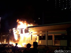 Demo Omnibus Law Rusuh, KSP: Setiap Kekerasan Akan Ditindak