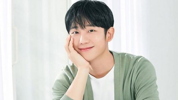 Gaya Rambut Jung Hae In