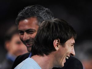 Mourinho: Messi Bikin Saya Banyak Mikir Mourinho: Messi Bikin Saya Banyak Mikir