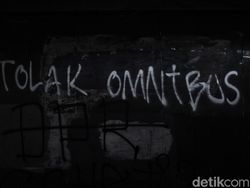 1.000 Buruh Jakarta Demo Lagi Tolak Omnibus Law Cipta Kerja