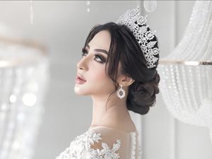 No Debat! Margin Wieheerm Cantik Nggak Ada Lawan Pakai Gaun Nikah