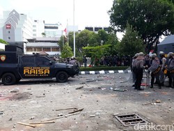 Reaksi Raisa Saat Lihat Mobil Raisa Pengurai Massa