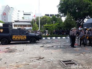 Reaksi Raisa Saat Lihat Mobil Raisa Pengurai Massa Reaksi Raisa Saat Lihat Mobil Raisa Pengurai Massa