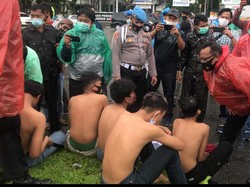 84 Pelaku Rusuh Demo Tolak Omnibus Law di Padang Ditangkap Polisi