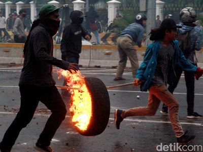 Polda Metro Amankan Seribu Perusuh Demo