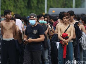 Polisi Amankan Puluhan Pelajar di Sekitar Istana
