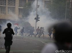 Demo Omnibus Law di DKI Ricuh, 87 Orang Jadi Tersangka-7 Ditahan