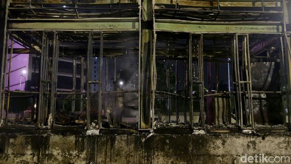 Potret Kerusakan Demo Ricuh di Jakarta