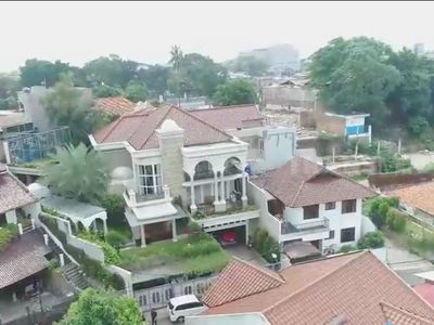 Foto: Rumah Mewah Denny Cagur, Ada Lift dan Ruang Karaoke Rp 250 Juta