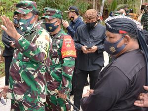 Saat TNI Manunggal Membangun Desa Hadir di Karanganyar Saat TNI Manunggal Membangun Desa Hadir di Karanganyar