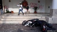 Suasana Gedung DPRD DIY Pascademo