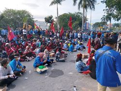 Aksi Damai Tolak UU Ciptaker di Pekanbaru, Polisi-TNI Apresiasi Mahasiswa