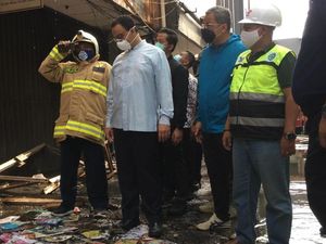 Anies: Kerugian Kerusakan Halte TransJakarta Rp 55 Miliar