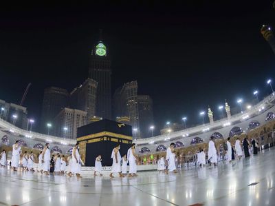 Makin Berat, Umrah Jadi Rp 60 Juta dan Tidak Terima Sinovac