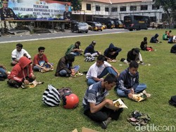 Polisi Bina Puluhan Pelajar yang Akan Bikin Onar Demo Omnibus Law di Jombang