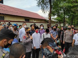 14 Pendemo Omnibus Law di Surabaya-Malang Jadi Tersangka, 620 Dipulangkan 14 Pendemo Omnibus Law di Surabaya-Malang Jadi Tersangka, 620 Dipulangkan