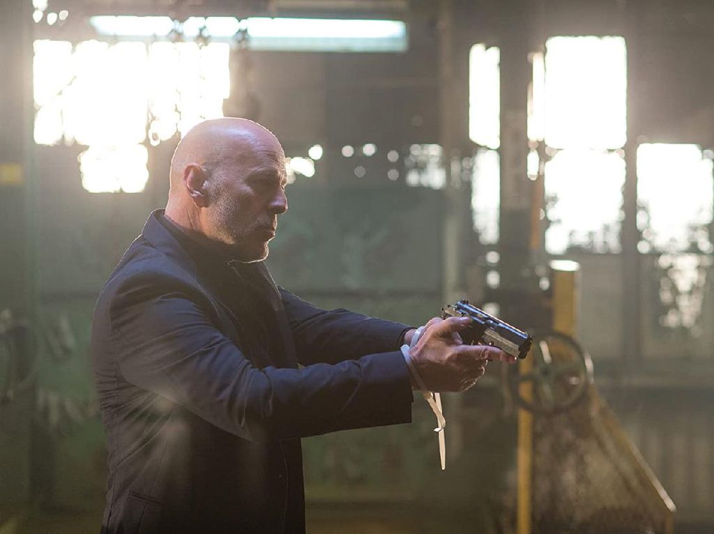 Sinopsis Extraction, Dibintangi Bruce Willis Sinopsis Extraction, Dibintangi Bruce Willis