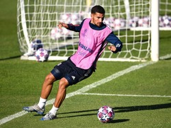 Karena Aouar Masih Berutang kepada Lyon