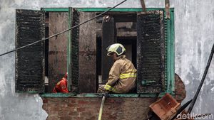 Kondisi Grand Theater Senen Usai Terbakar