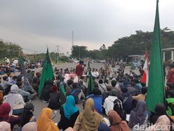 Mahasiswa Desak Gubernur Banten Ambil Sikap soal Omnibus Law