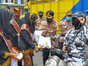 Antisipasi Klaster Keluarga, Banyuwangi Gelar Kampanye Bersama Duta Masker Antisipasi Klaster Keluarga, Banyuwangi Gelar Kampanye Bersama Duta Masker