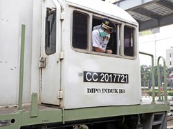 Jalan Panjang Jadi Masinis KAI