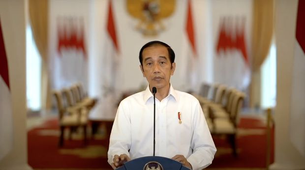 Presiden Joko Widodo (Jokowi) meminta kalangan yang tak puas pada omnibus law ciptaker untuk mengajukan uji materi atau judicial review ke Mahkamah Konstitusi (MK).